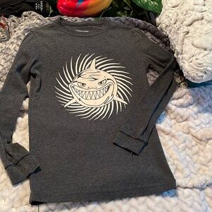 Family Feelings Boys Tee Size:M (10-12) gray w long sleeves Big Front Face EUC